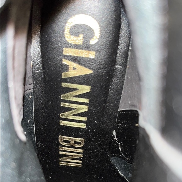 Gianni Bini Brown Ankle Boots with Sleek Design - Picture 3 of 12